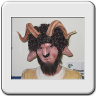 Komplette Satyr Maske. Nase und Ohren aus Schaum-Latex. Geeignet für Halloween, Karneval, Theater oder Rollenspiele.